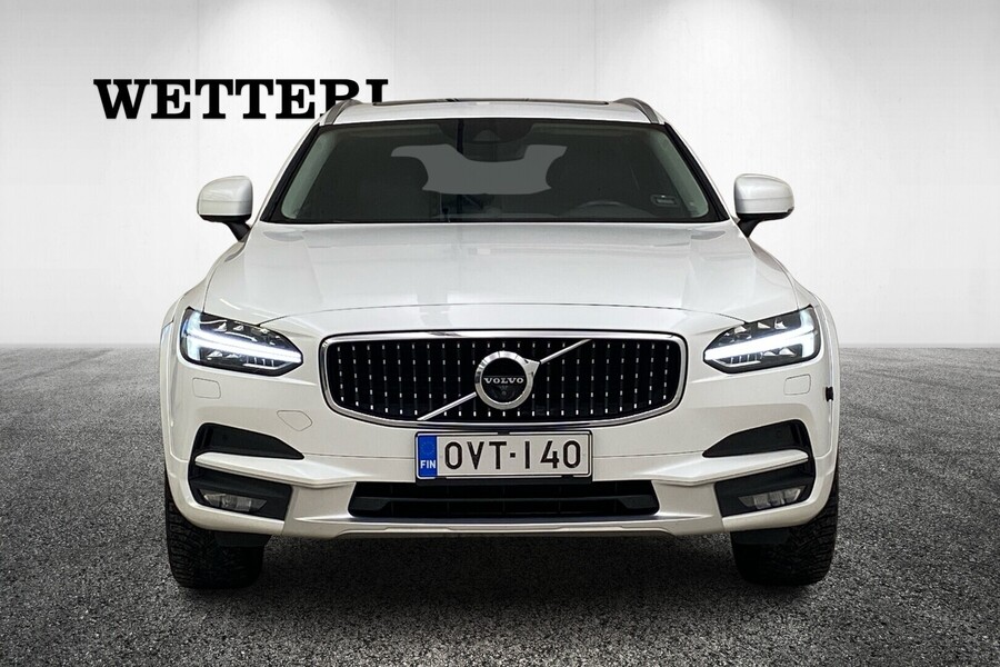Volvo V90 Cross Country vaihtoauto