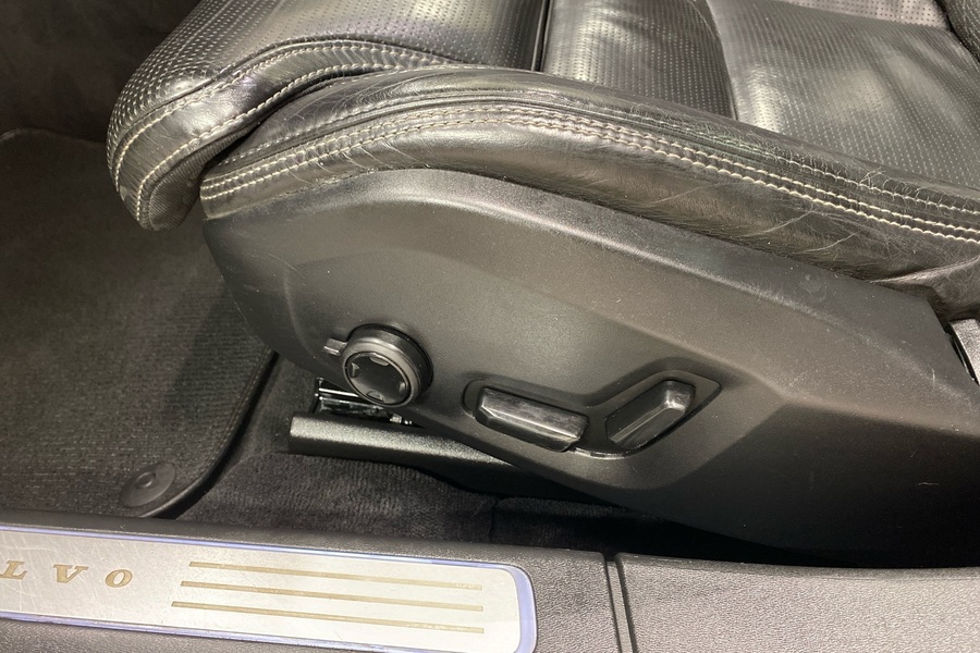 Volvo V90 Cross Country vaihtoauto