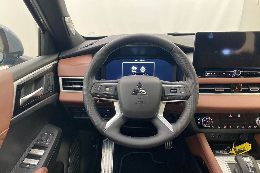 Mitsubishi Outlander vaihtoauto