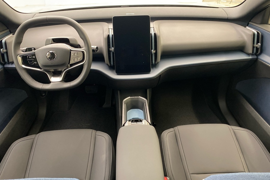 Volvo EX30 Cross Country vaihtoauto