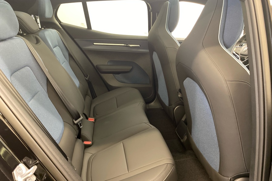 Volvo EX30 Cross Country vaihtoauto