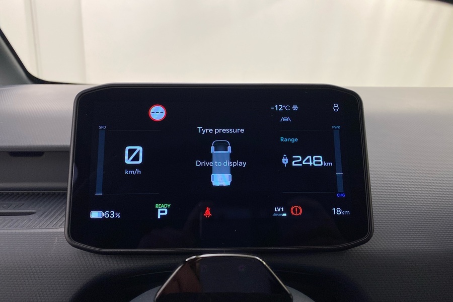 Kia PV5 Cargo vaihtoauto