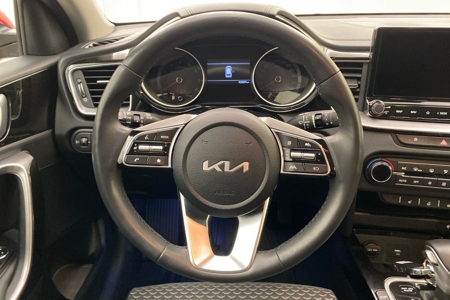 Kia Ceed vaihtoauto