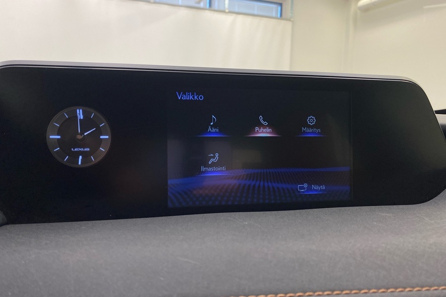 Lexus UX vaihtoauto
