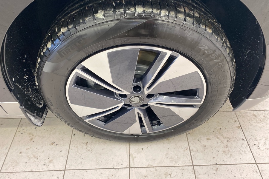 Skoda Enyaq vaihtoauto