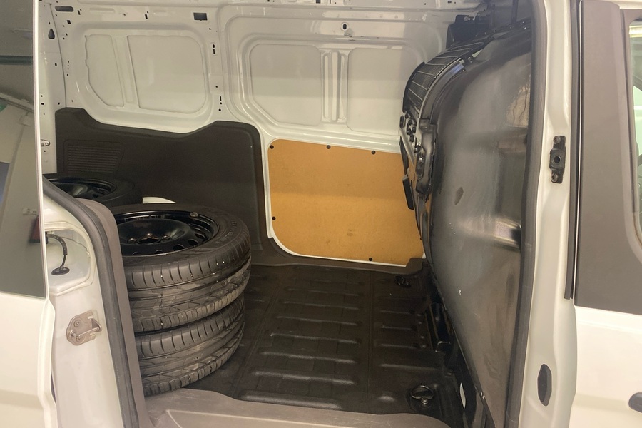 Ford Transit Connect vaihtoauto