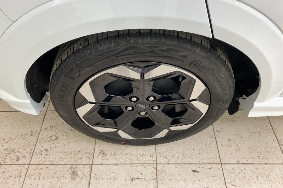 Ford Puma Gen-E vaihtoauto