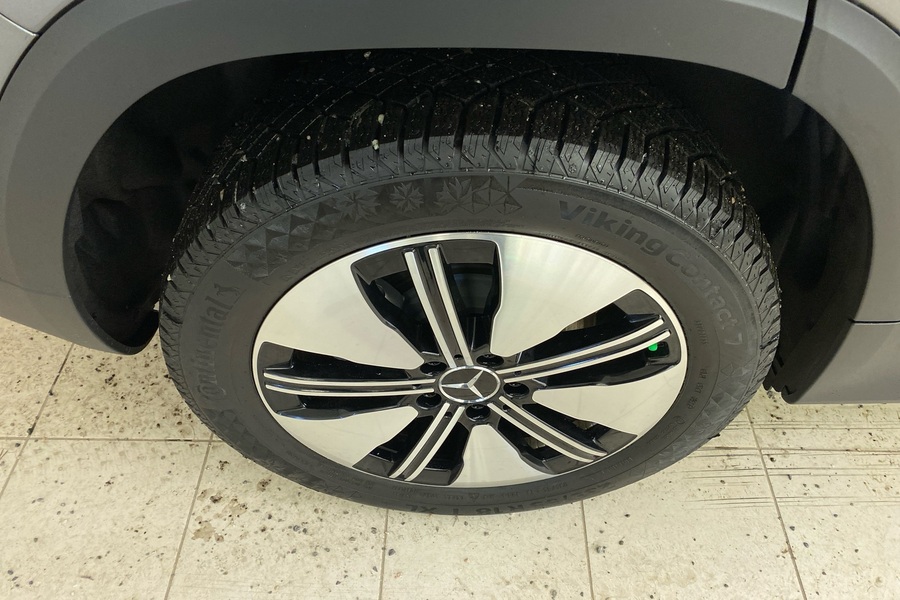 Mercedes-Benz EQB vaihtoauto