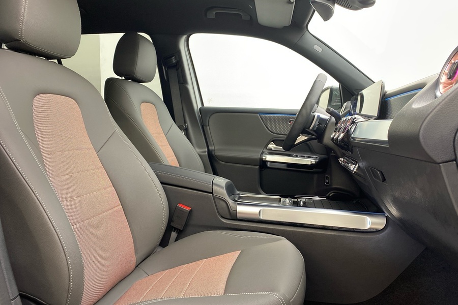 Mercedes-Benz EQB vaihtoauto