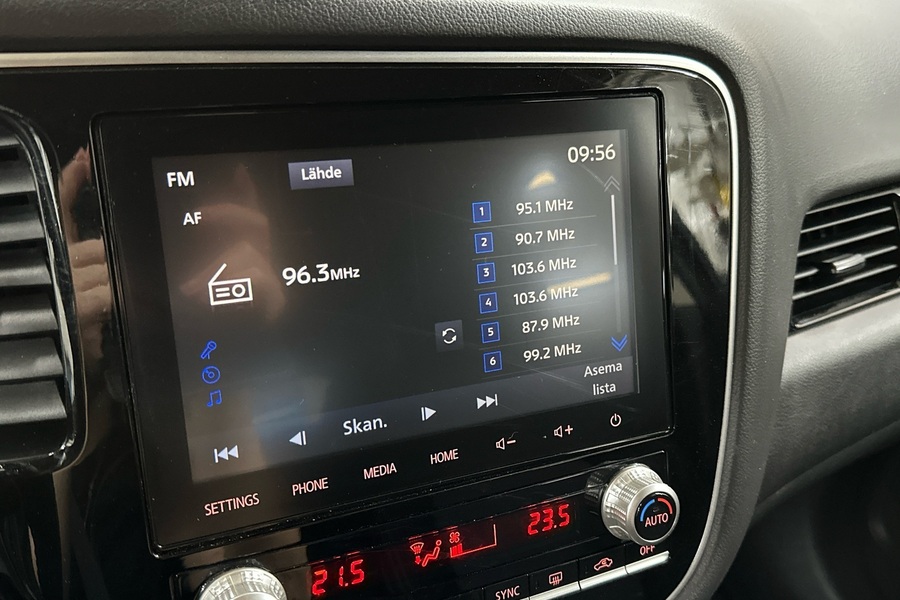 Mitsubishi Outlander PHEV vaihtoauto