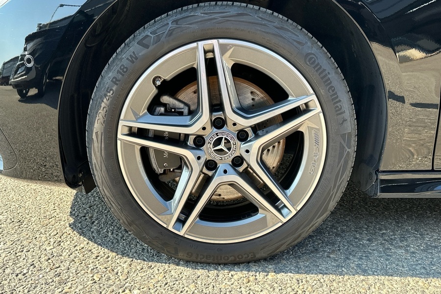 Mercedes-Benz CLA-sarja vaihtoauto