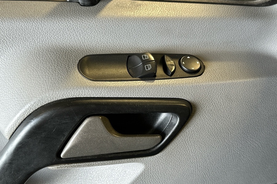 Mercedes-Benz Sprinter vaihtoauto