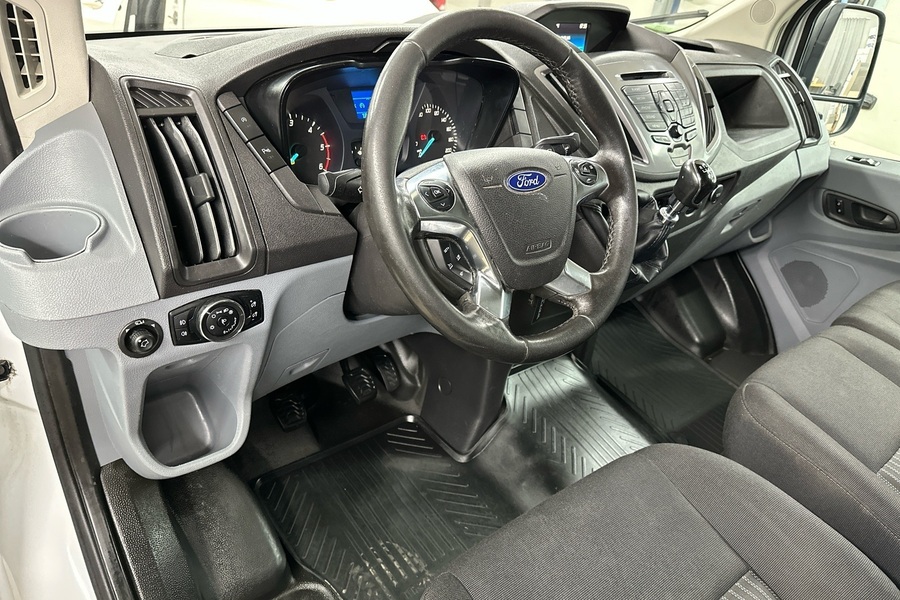 Ford Transit vaihtoauto