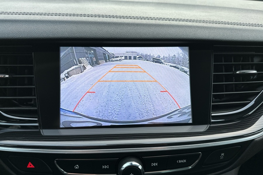 Opel Insignia vaihtoauto