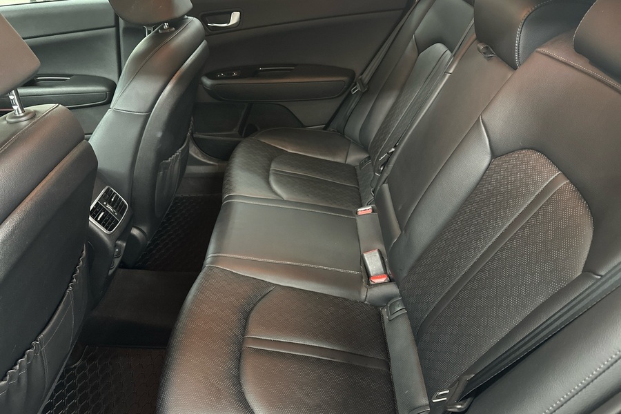 Kia Optima vaihtoauto