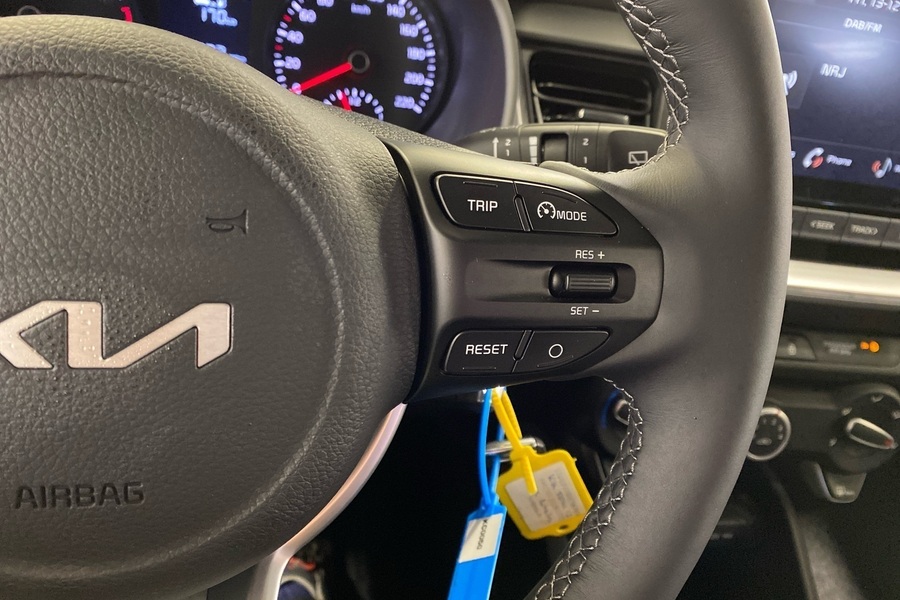 Kia Stonic vaihtoauto