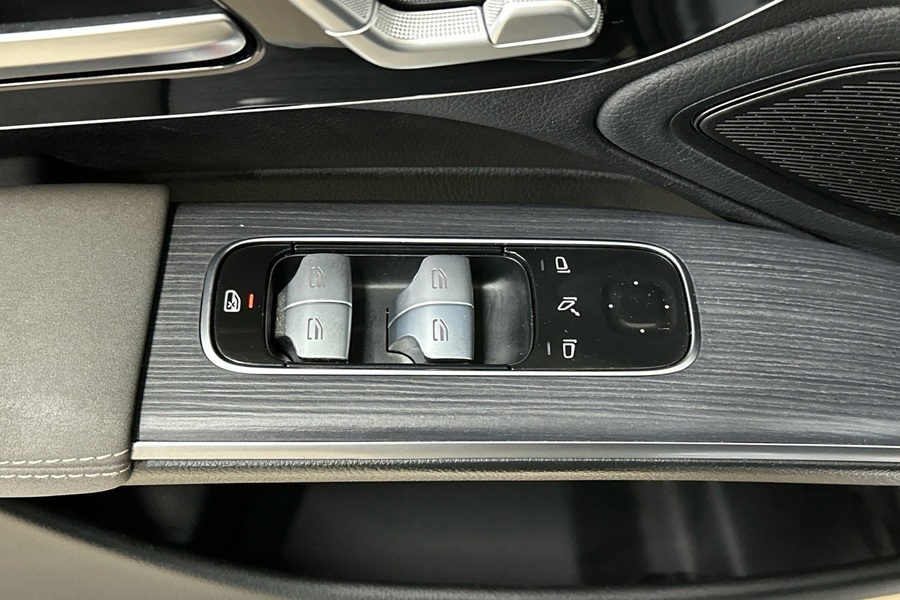 Mercedes-Benz EQS vaihtoauto