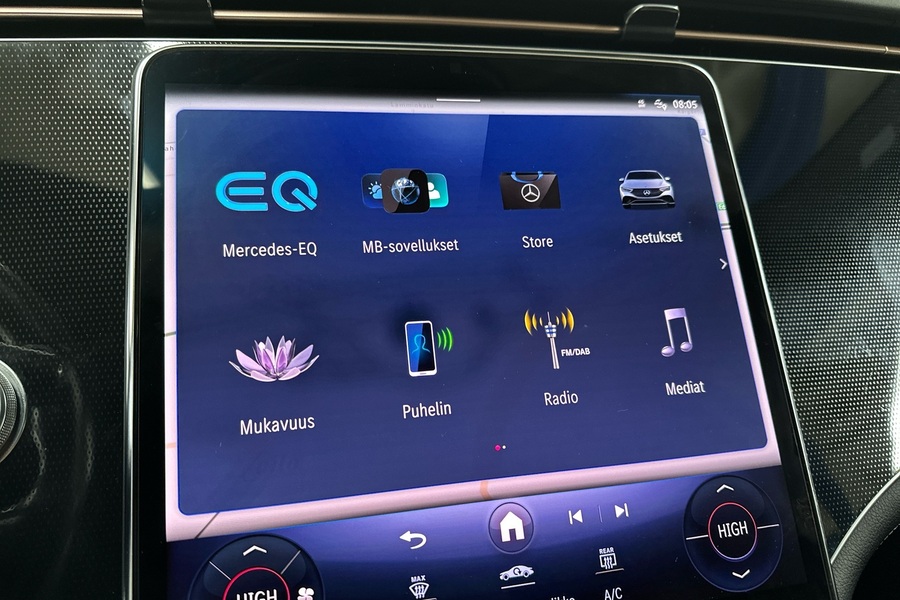 Mercedes-Benz EQE vaihtoauto