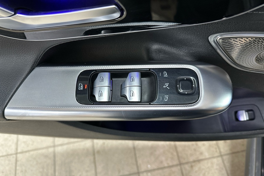 Mercedes-Benz EQE vaihtoauto