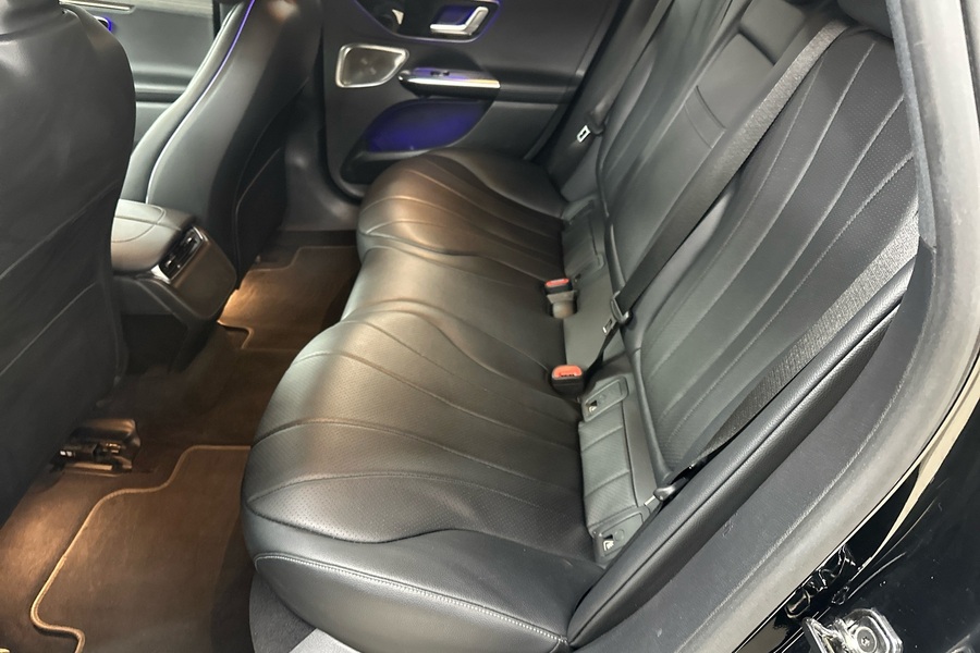 Mercedes-Benz EQE vaihtoauto