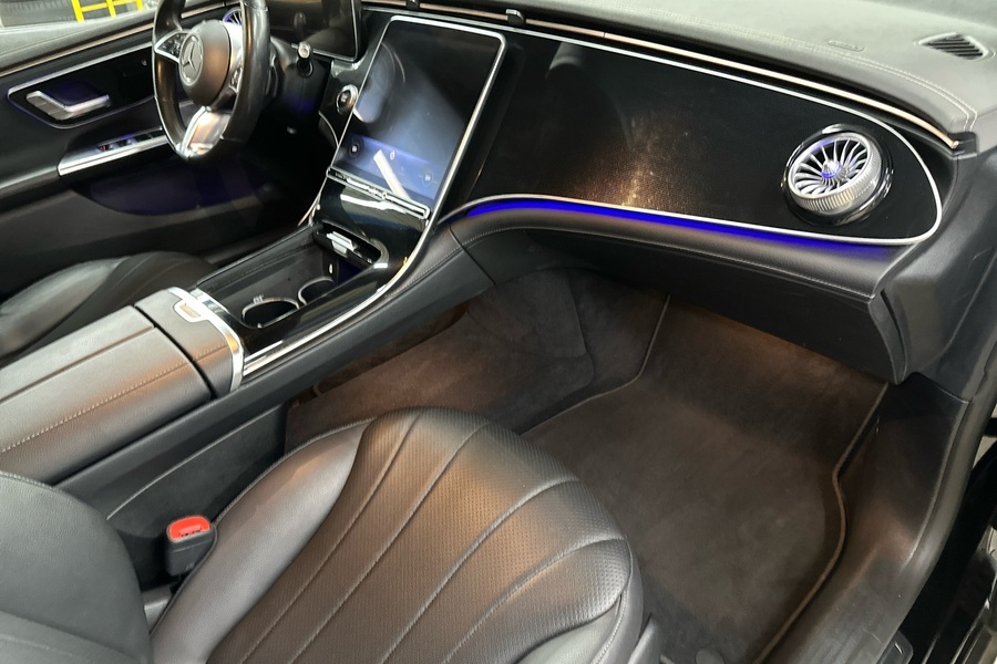 Mercedes-Benz EQE vaihtoauto