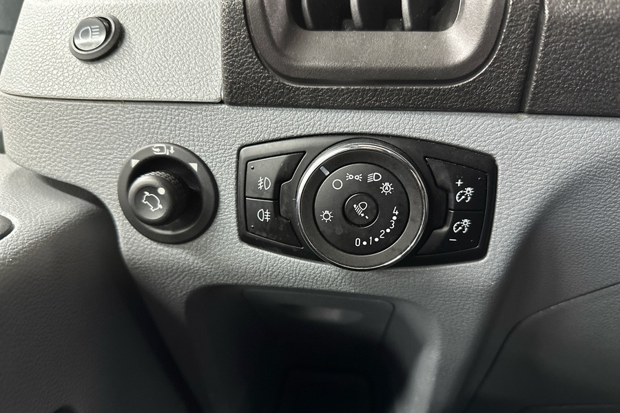 Ford Transit vaihtoauto