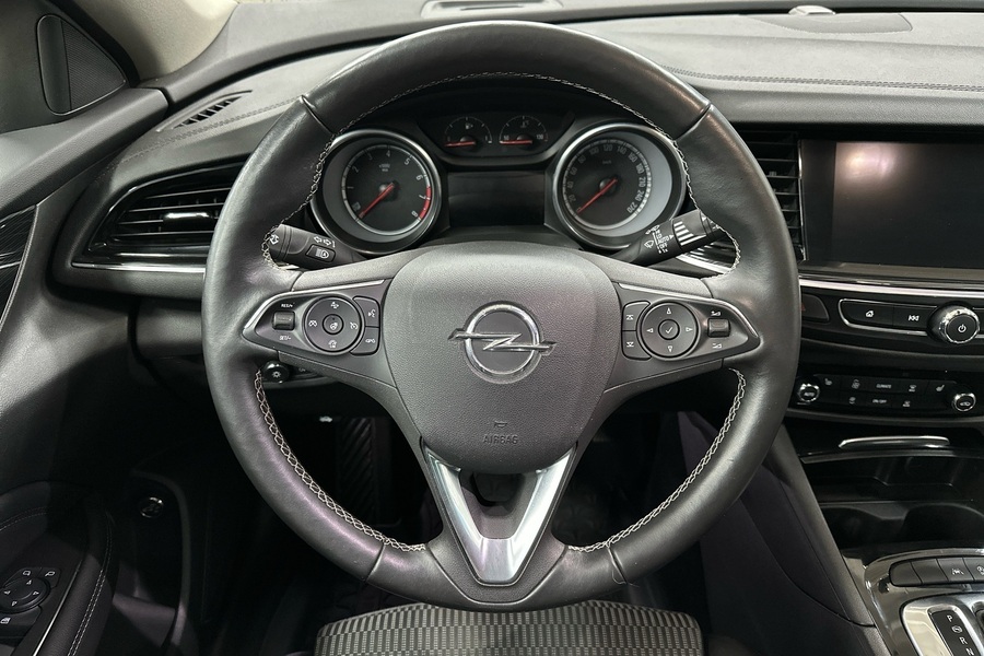Opel Insignia vaihtoauto