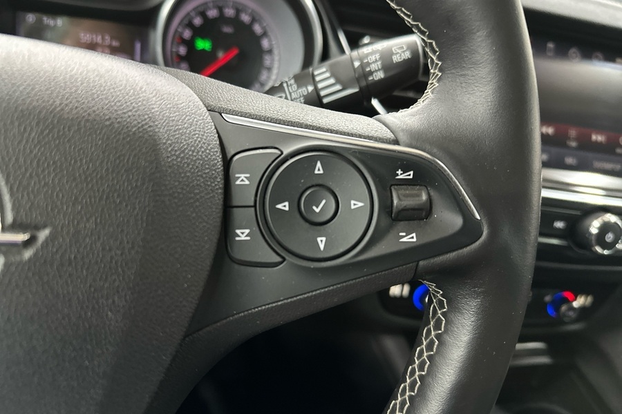 Opel Insignia vaihtoauto