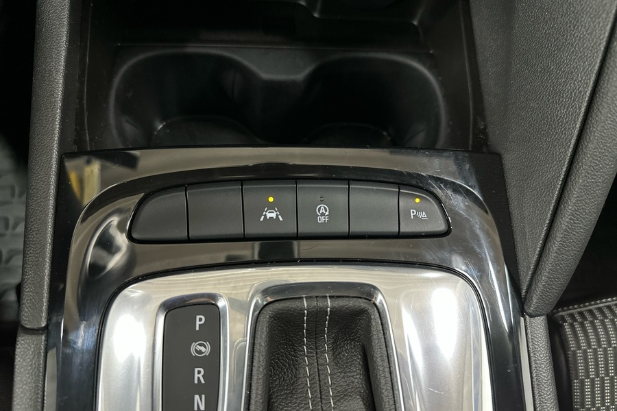 Opel Insignia vaihtoauto