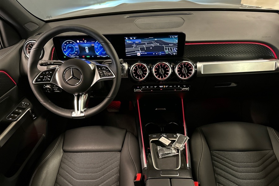 Mercedes-Benz EQB vaihtoauto