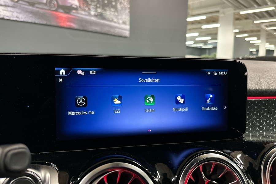 Mercedes-Benz EQB vaihtoauto