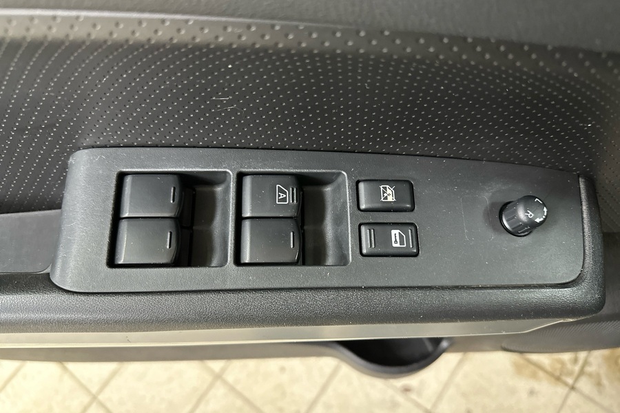 Nissan X-Trail vaihtoauto