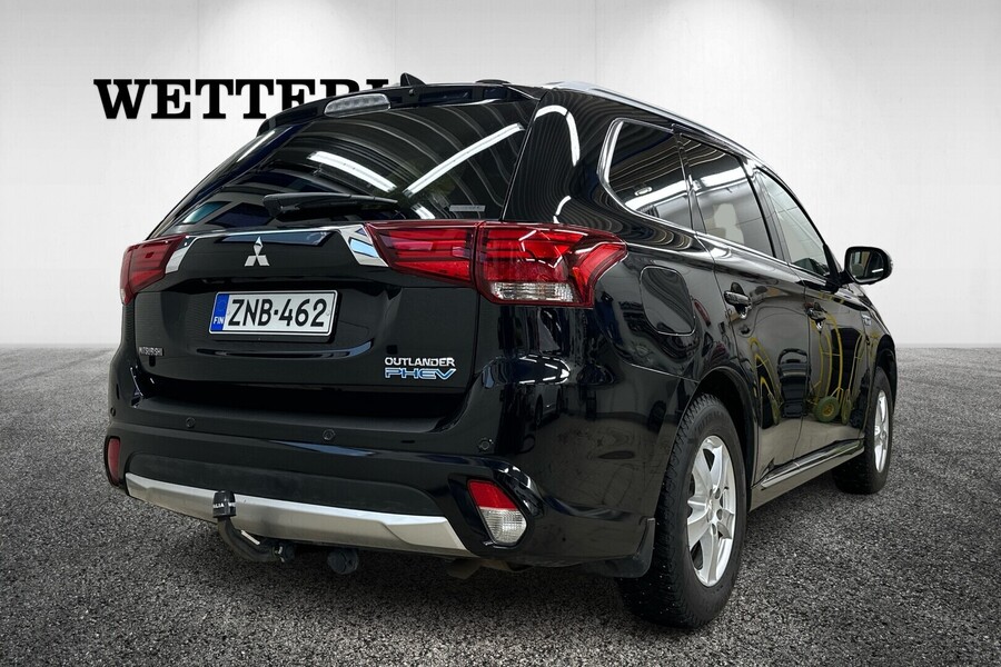 Mitsubishi Outlander PHEV vaihtoauto