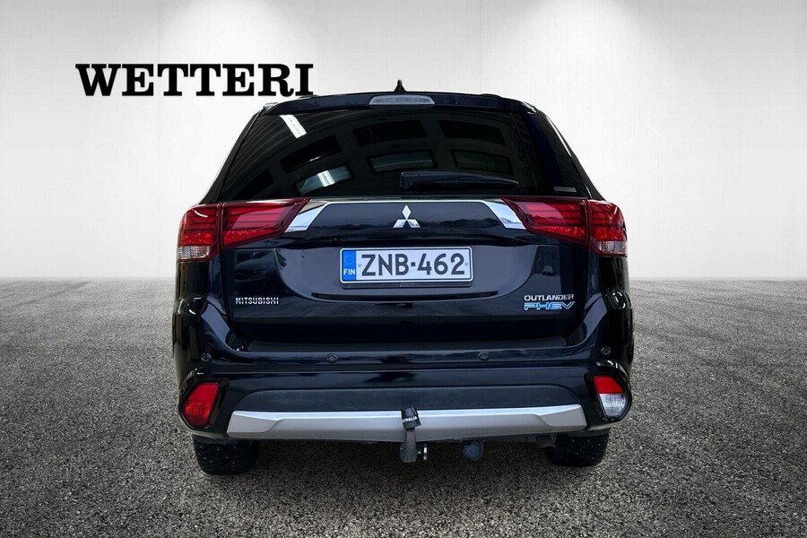 Mitsubishi Outlander PHEV vaihtoauto