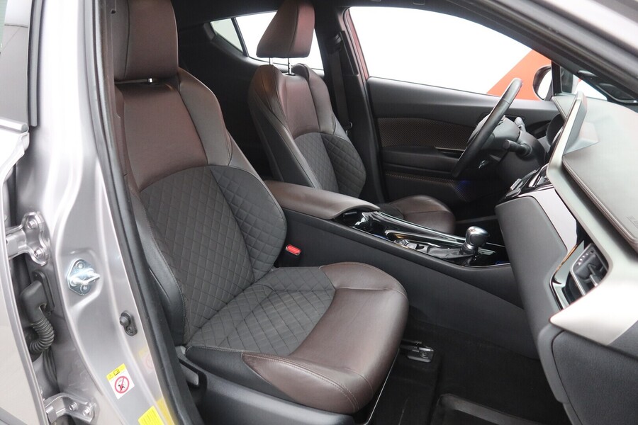 Toyota C-HR vaihtoauto