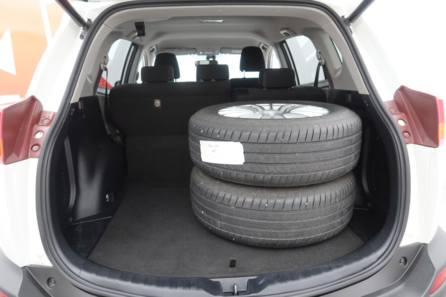 Toyota RAV4 vaihtoauto