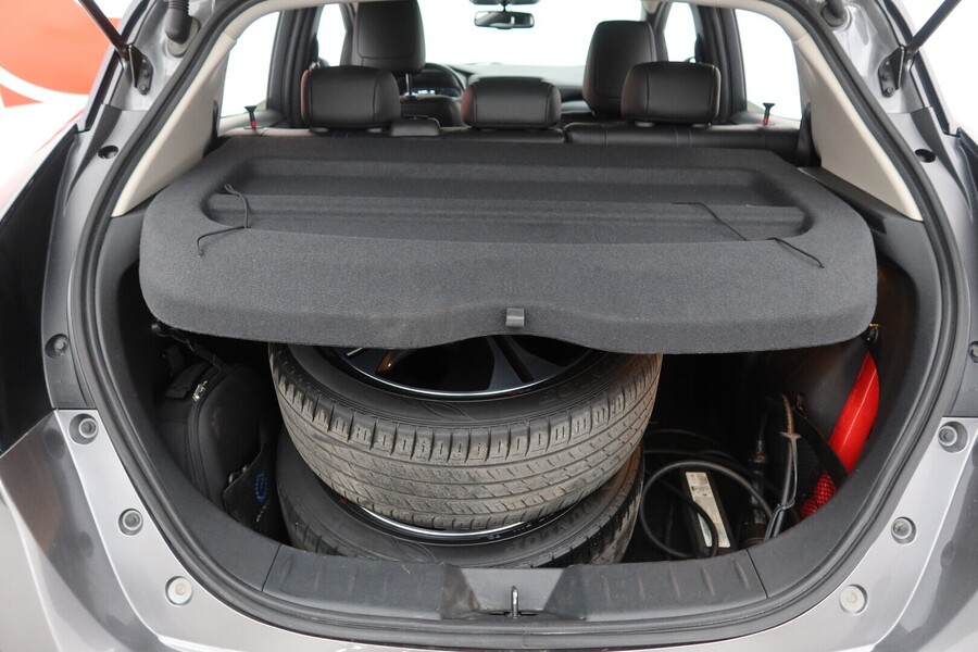 Nissan Leaf vaihtoauto