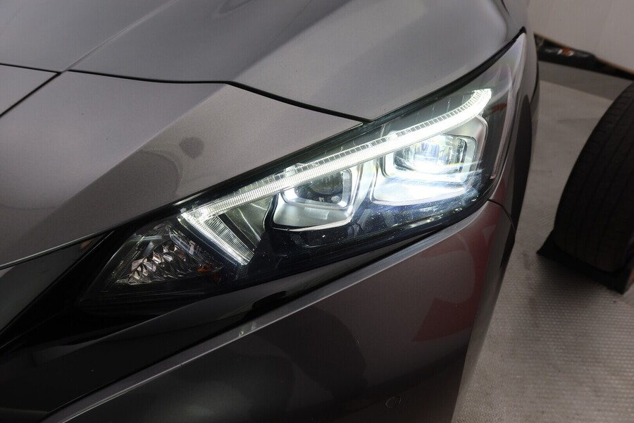 Nissan Leaf vaihtoauto