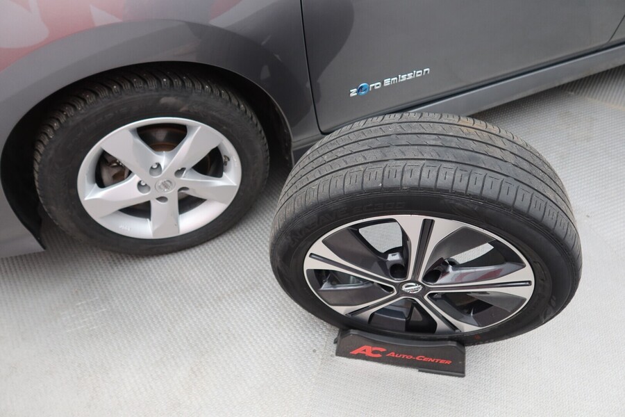 Nissan Leaf vaihtoauto