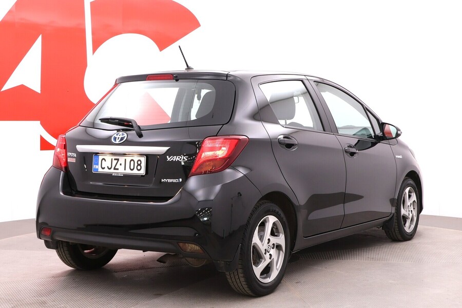 Toyota Yaris vaihtoauto