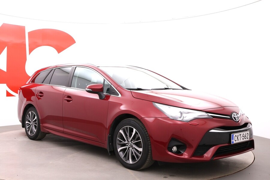 Toyota Avensis vaihtoauto