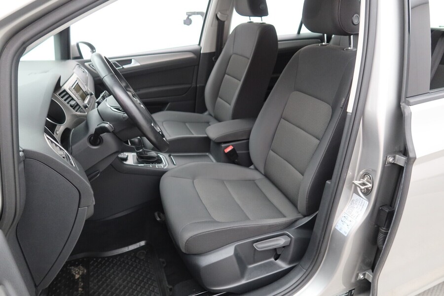 Volkswagen Golf Sportsvan vaihtoauto