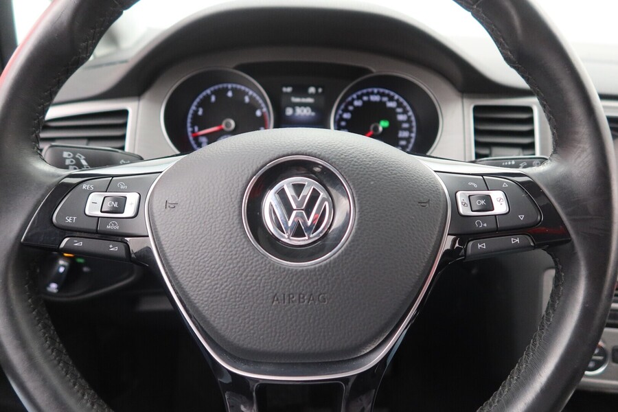 Volkswagen Golf Sportsvan vaihtoauto