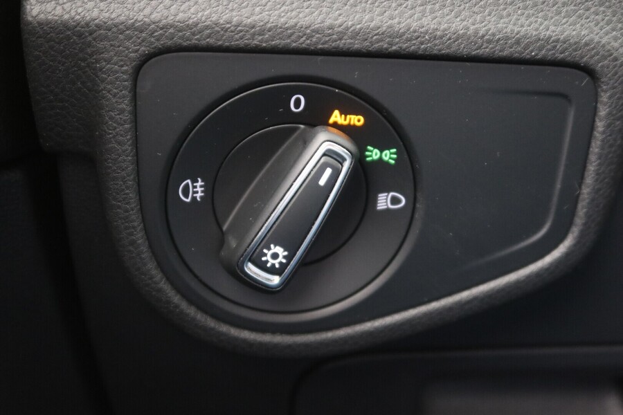 Volkswagen Golf Sportsvan vaihtoauto