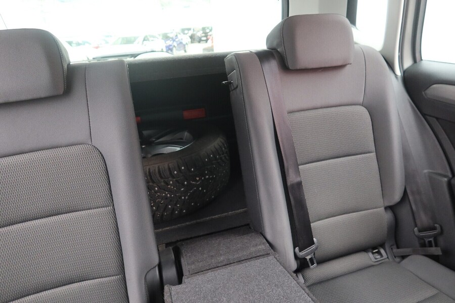 Volkswagen Golf Sportsvan vaihtoauto