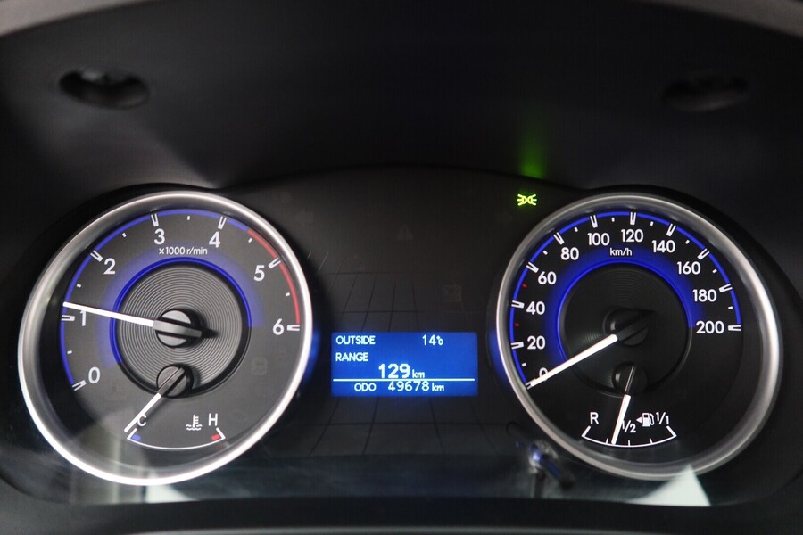 Toyota Hilux vaihtoauto