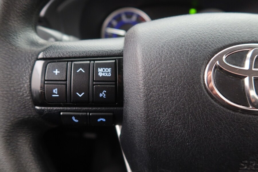 Toyota Hilux vaihtoauto