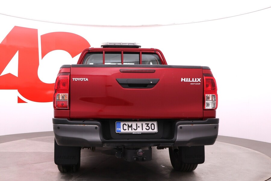 Toyota Hilux vaihtoauto