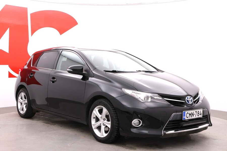 Toyota Auris vaihtoauto