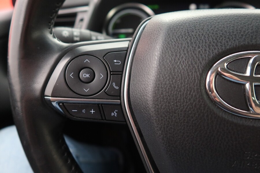 Toyota Camry vaihtoauto